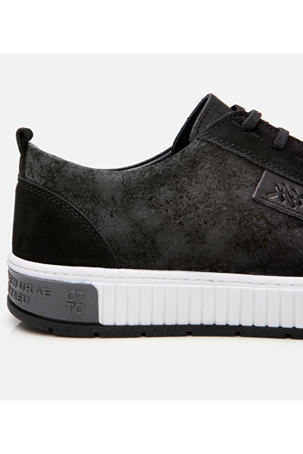 Erkek Deri Siyah Baskılı Spor Ayakkabı