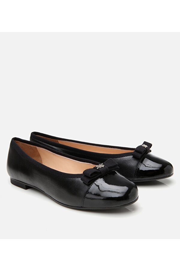 Kadın Deri Siyah Esnek Tabanlı Rahat Tokalı Babet