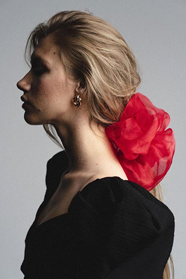 Kadın Kırmızı Orta Boy Organze Lastik Toka