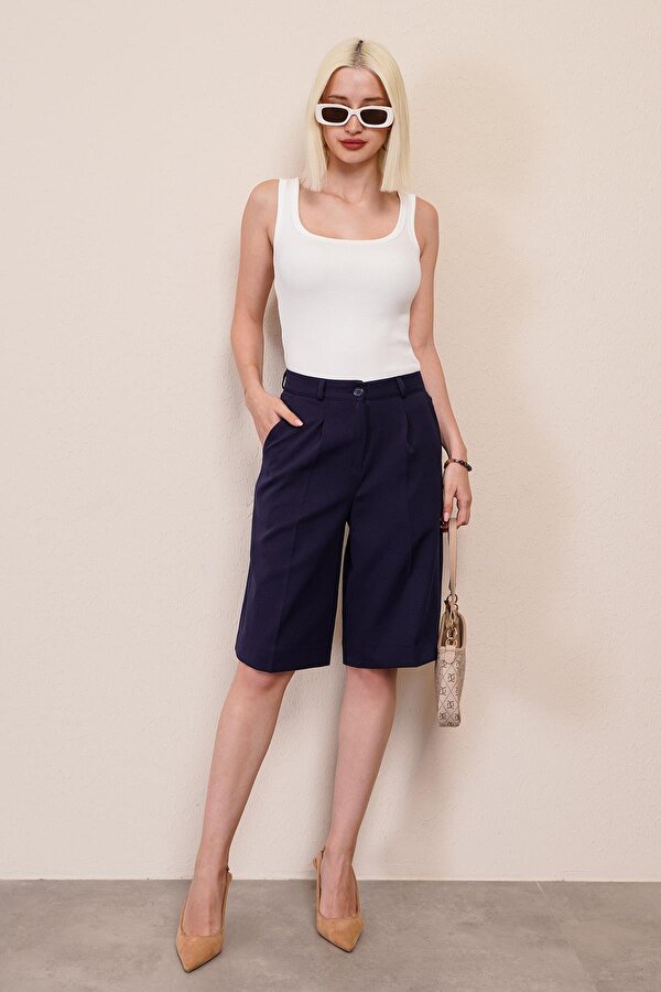 Lacivert Pileli Kadın Bermuda Şort Mg2483