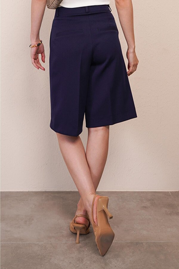 Lacivert Pileli Kadın Bermuda Şort Mg2483
