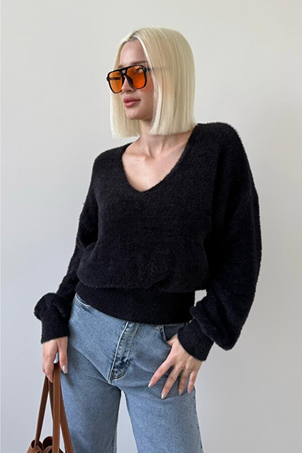 Siyah V Yaka Yumuşak Dokulu Kadın Kazak Mg2499