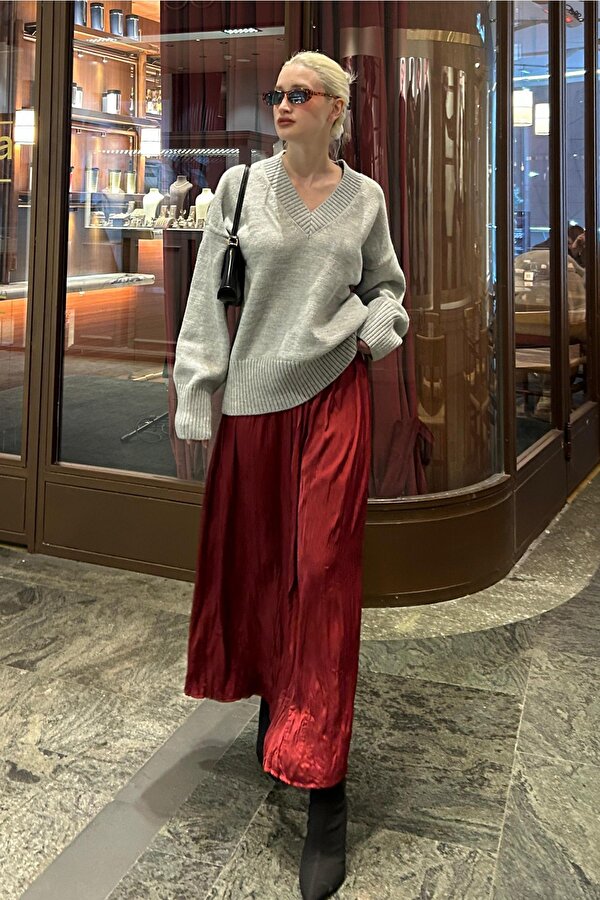 Gri V Yaka Oversize Kadın Triko Kazak MG2149