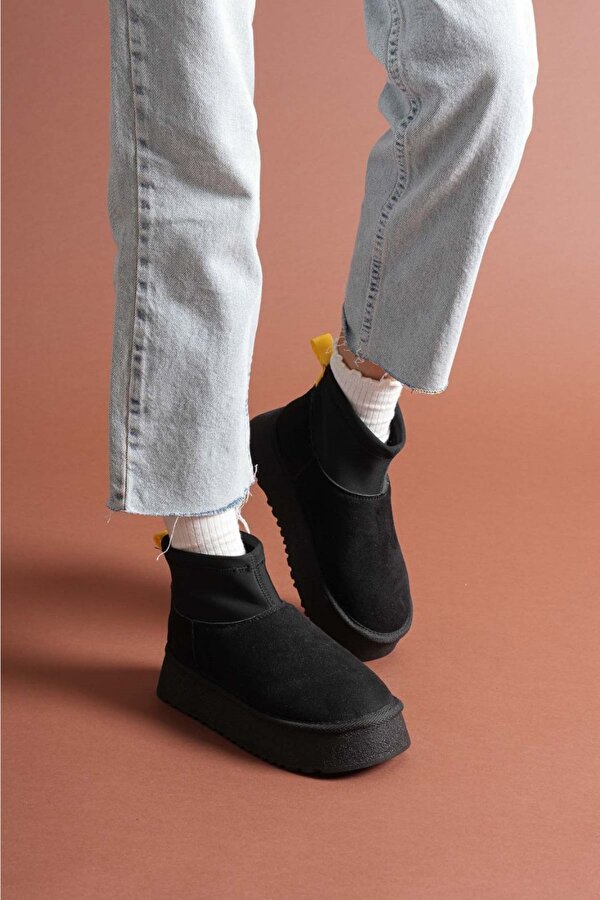 Siyah Süet Kadın Düz Bot