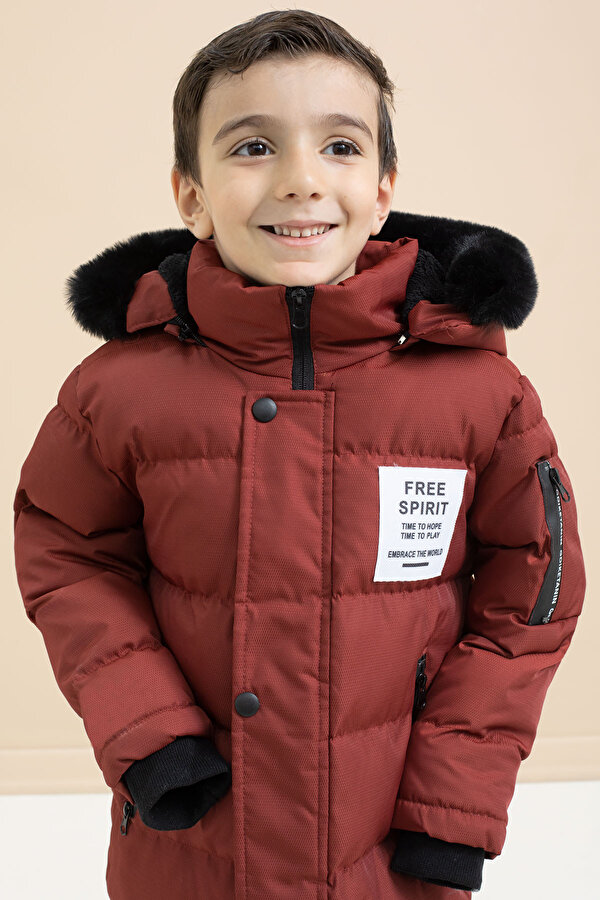Erkek Çocuk Kiremit Yazılı Arma Detaylı İçi Kürklü Kapüşonlu Şişme Mont 21347