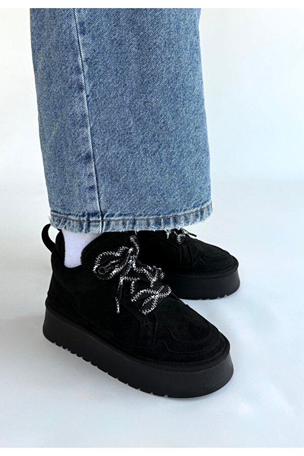 Siyah Süet Bağcıklı Kadın Düz Bot