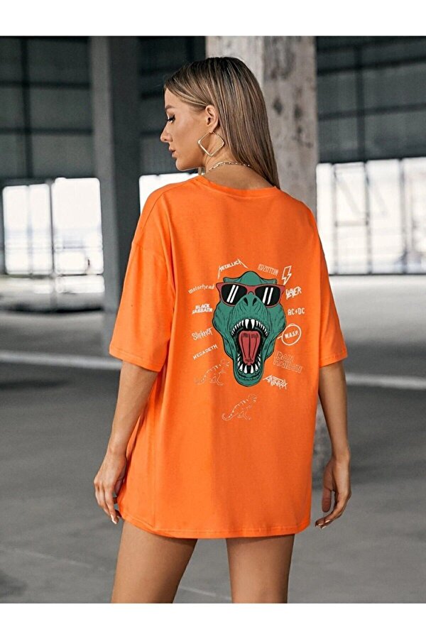 Sırt Baskılı Tasarım T-shirt - FLO 3 Al 1 Öde