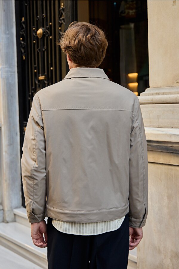 Erkek Modelli Kapitoneli Mont Ceket Bej
