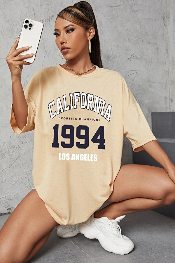 Unisex California Baskılı Oversize Tshirt - 3 Al 1 Öde