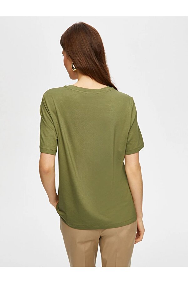 Yuvarlak Yaka Kısa Kol Kadın T-Shirt BS25TSH002