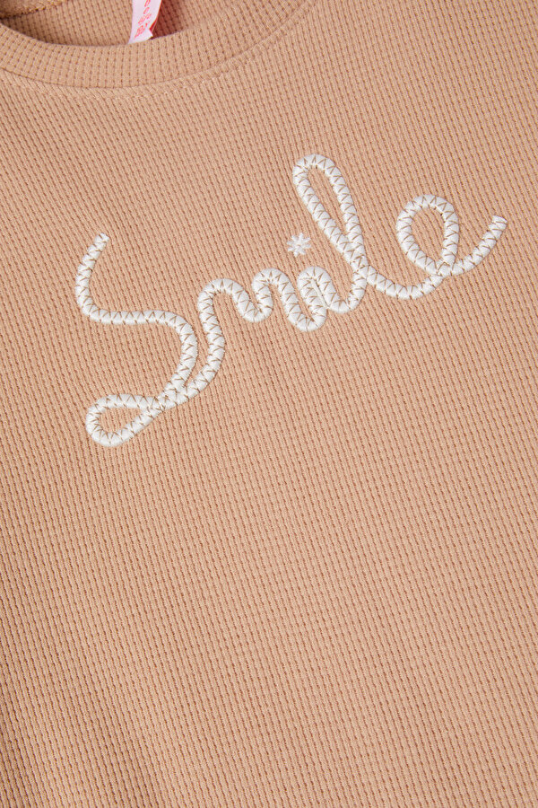 Kahverengi Smile Nakışlı Kız Çocuk Waffle Sweatshirt 16591