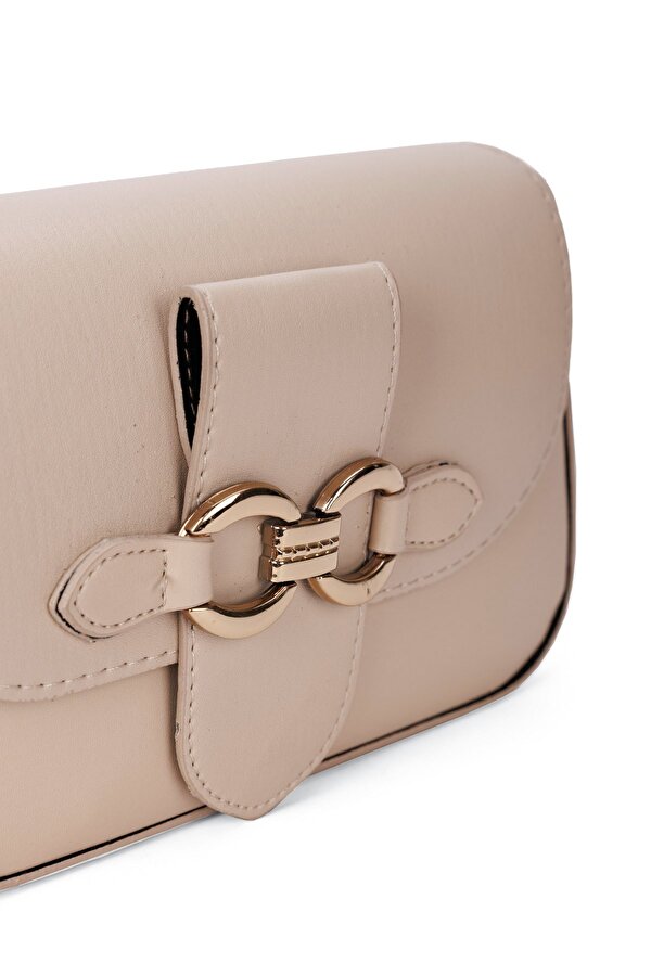 Kadın Kapaklı Çapraz Askılı Omuz Çantası