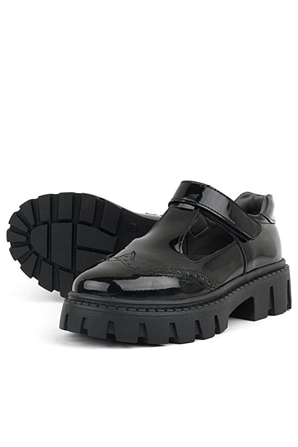 Siyah Rugan Cırtlı Kız Çocuk Okul Ayakkabı