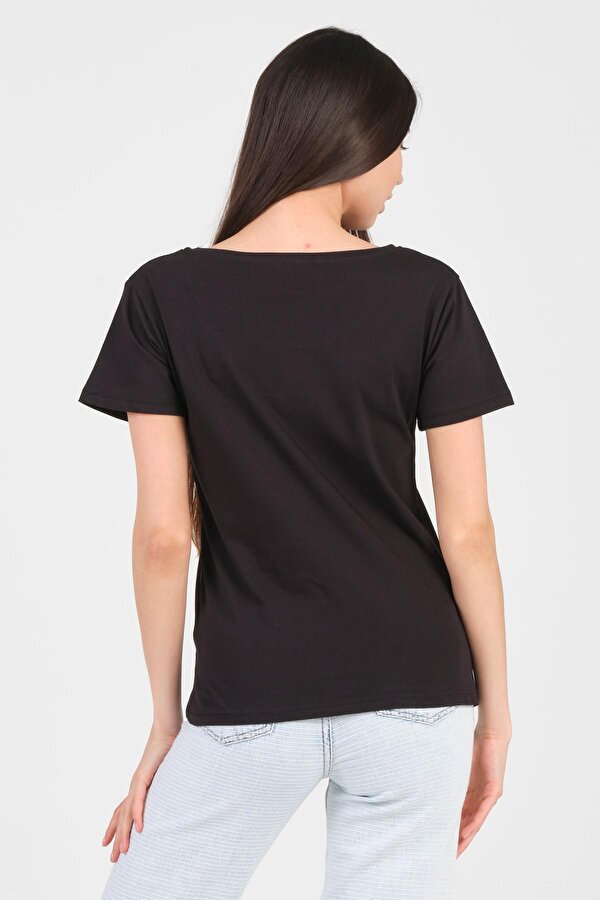 Siyah Kayık Yaka Kısa Kol Örme Kadın T-Shirt