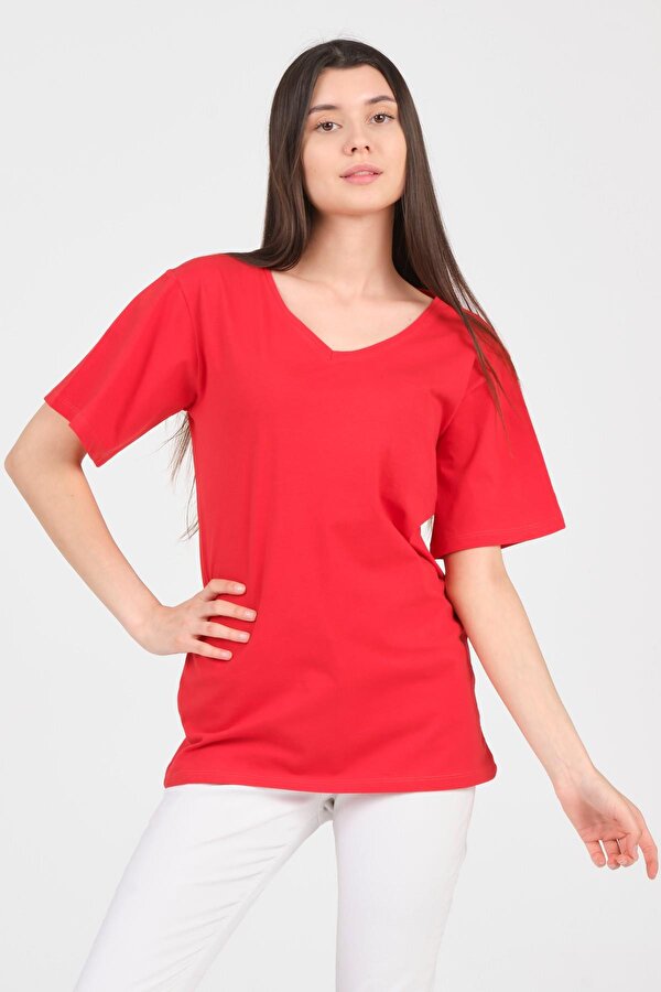Kırmızı V Yaka Kısa Kol Boyfriend Kadın T-Shirt