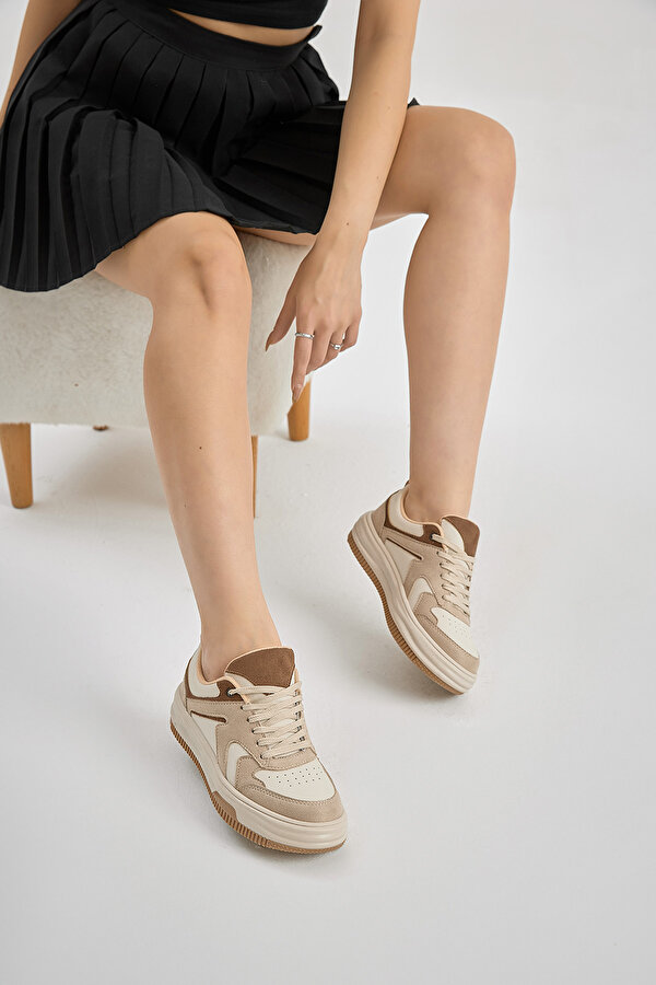 Kadın Bej Toprak Termo Taban Bağcıklı Spor Ayakkabı