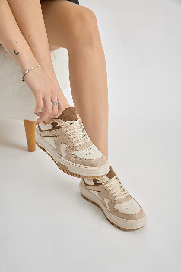 Kadın Bej Toprak Termo Taban Bağcıklı Spor Ayakkabı