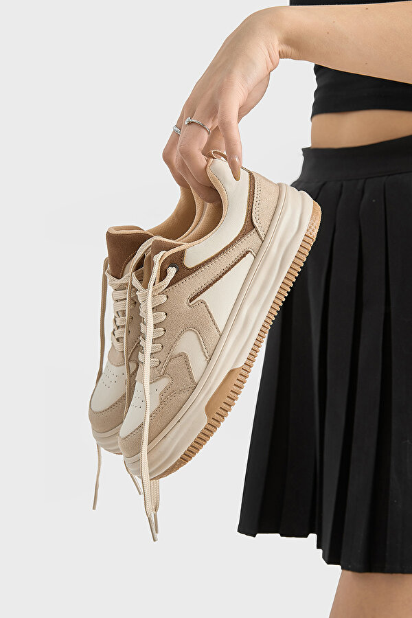 Kadın Bej Toprak Termo Taban Bağcıklı Spor Ayakkabı