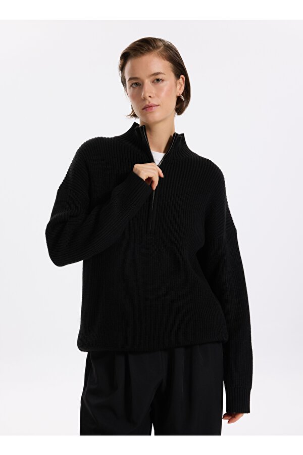 Siyah Kadın Fermuarlı Geniş Fit Düz Kazak KATTEN