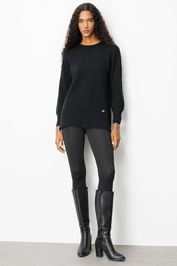 Kadın Sıfır Yaka Yanı Yırtmaçlı Yün Kazak 25214 Siyah