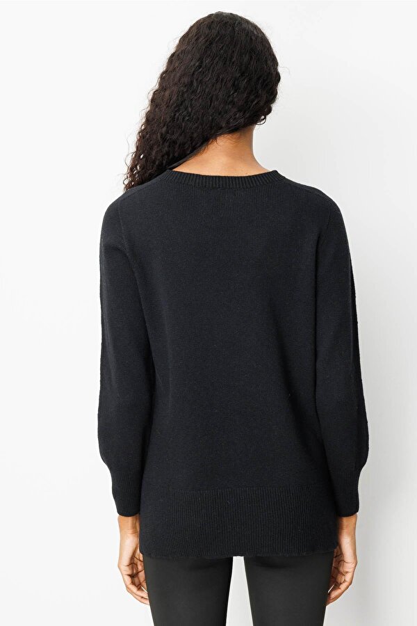 Kadın Sıfır Yaka Yanı Yırtmaçlı Yün Kazak 25214 Siyah