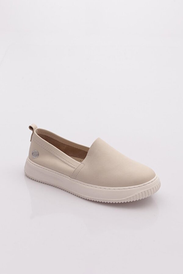 D25Ya-850 Kadın Deri Günlük Ayakkabı