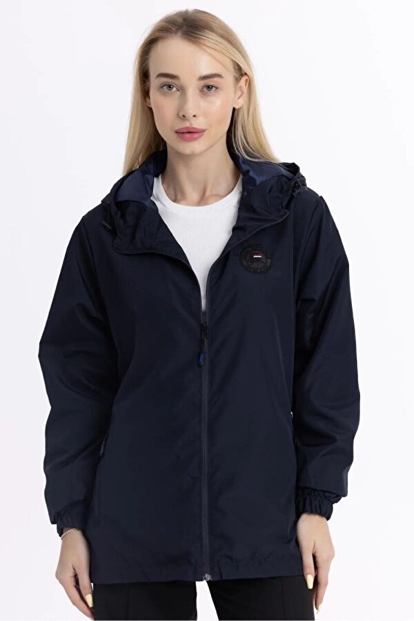 İçi Astarlı Su ve Rüzgar Geçirmez Cepli Kadın Yağmurluk