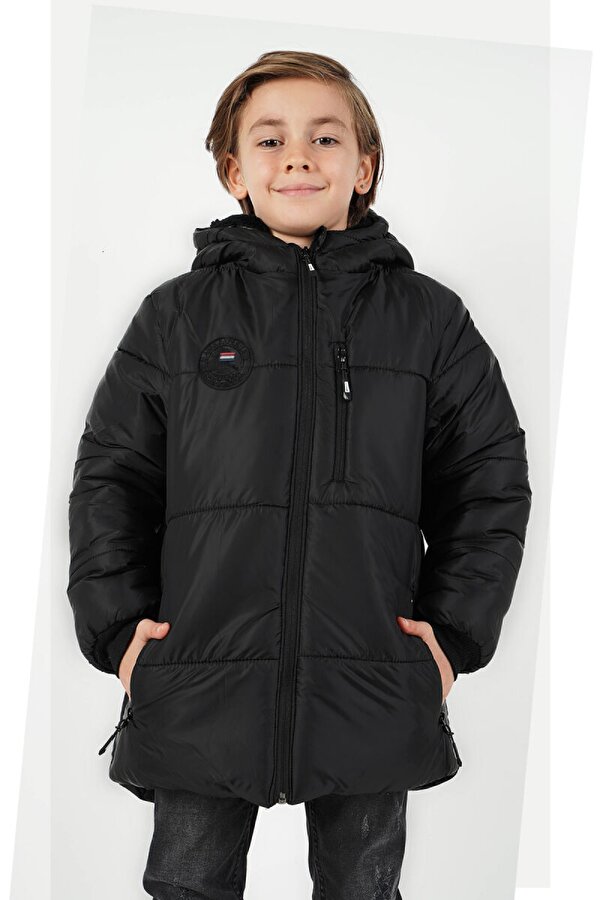 İçi Kürklü Su ve Rüzgar Geçirmez Erkek Çocuk Mont