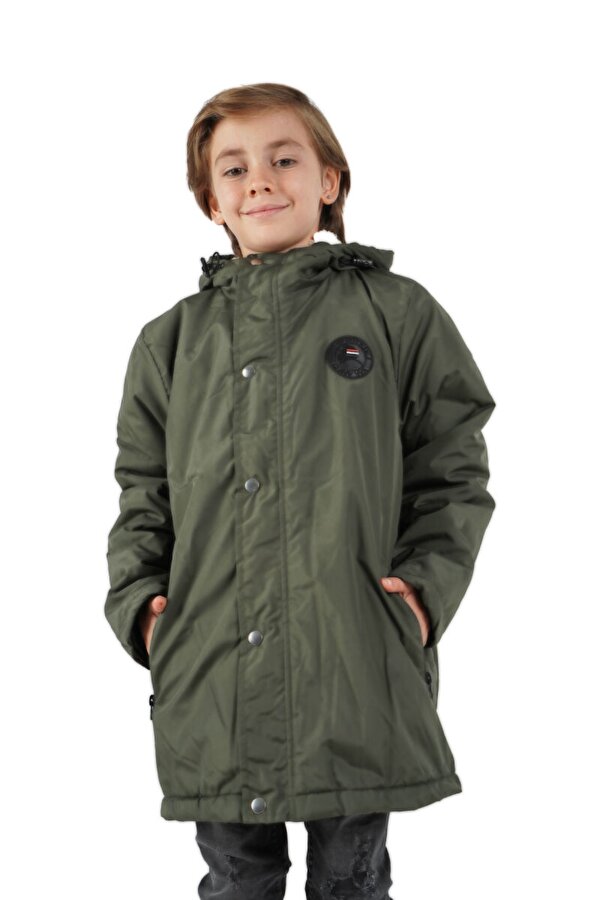 İçi Kürklü Su ve Rüzgar Geçirmez Erkek Çocuk Mont