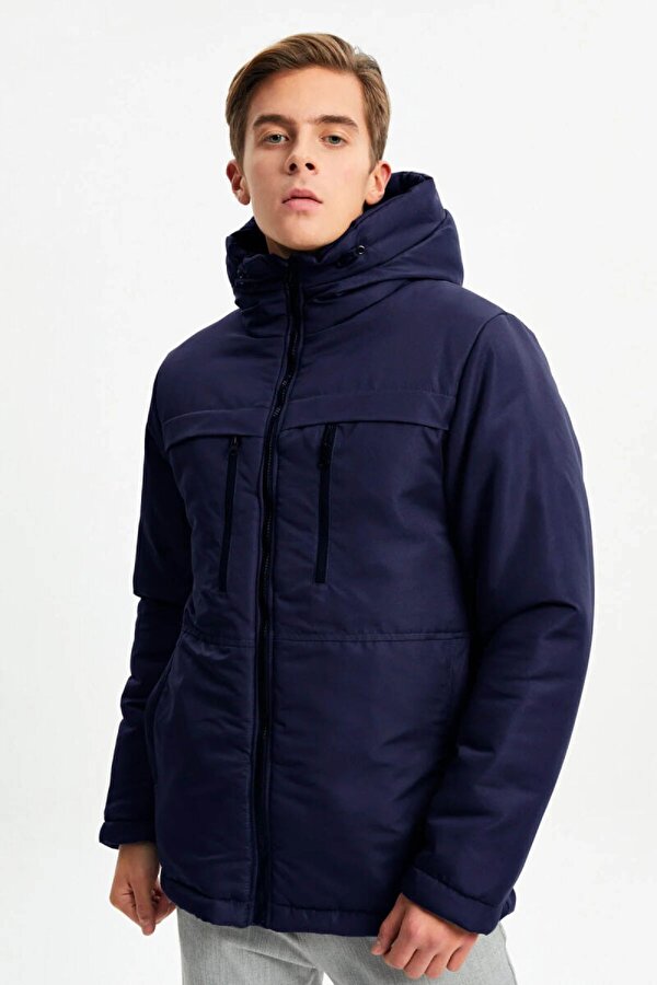 İçi Astarlı Su ve Rüzgar Geçirmez Cepli Kapüşonlu Erkek Mont