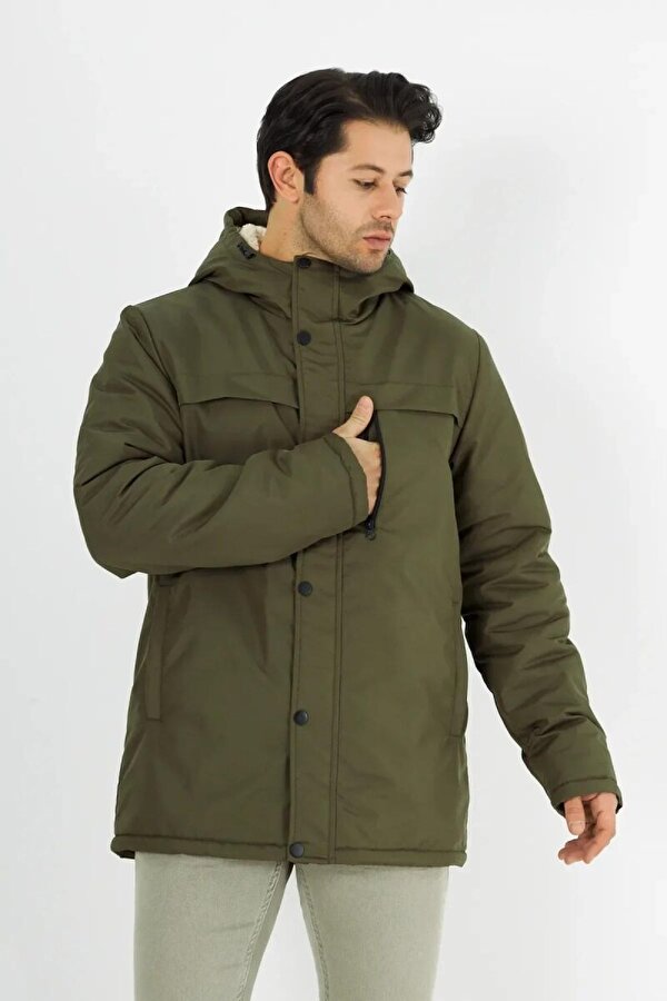 İçi Kürklü Su ve Rüzgar Geçirmez Cepli Kapüşonlu Erkek Mont