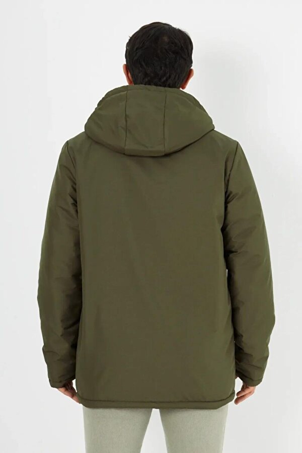 İçi Kürklü Su ve Rüzgar Geçirmez Cepli Kapüşonlu Erkek Mont