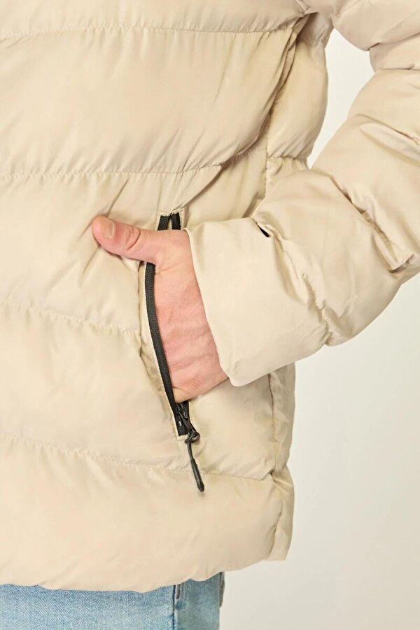 İçi Astarlı Su ve Rüzgar Geçirmez Cepli Kapüşonlu Erkek Mont