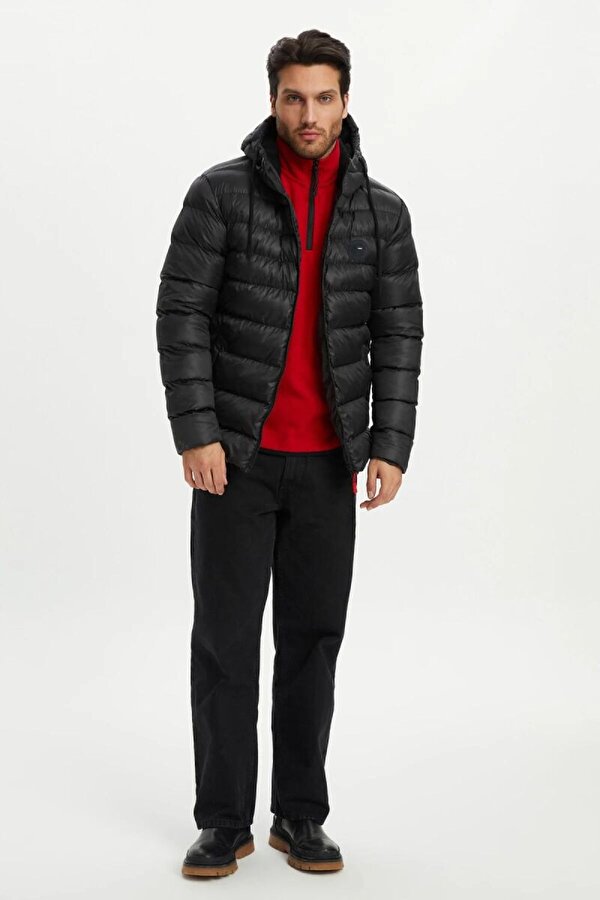 İçi Astarlı Su ve Rüzgar Geçirmez Cepli Kapüşonlu Erkek Mont