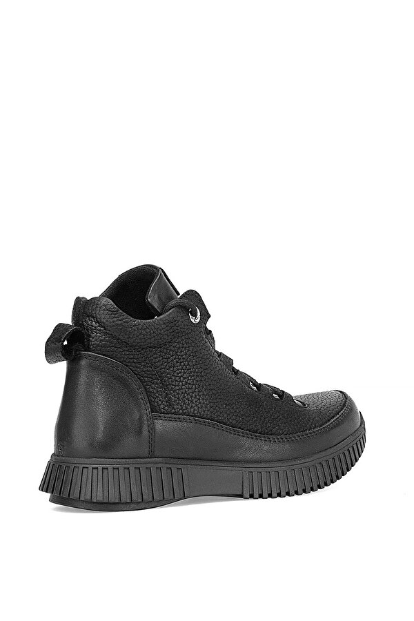 D25KB-4525 Kadın Hakiki Nubuk Deri Düz Bot Siyah