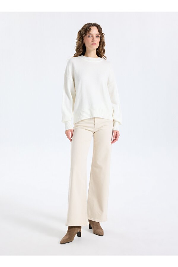 Bisiklet Yaka Loose Fit Düz Örgü Desenli Ekru Kazak Kadın J5WL-KZK7153