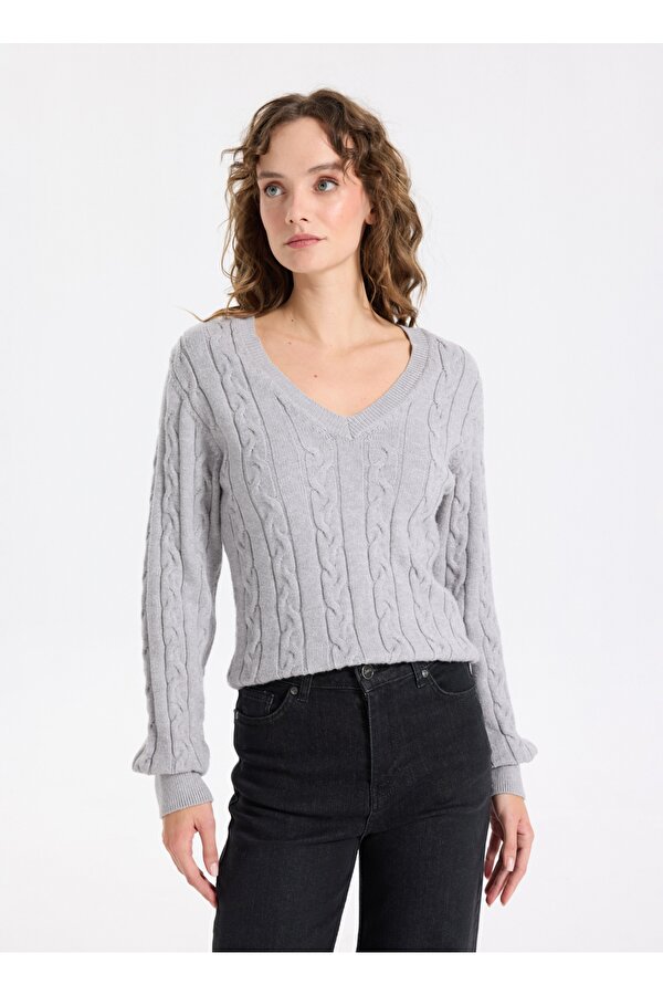 V Yaka Basic Saç Örgü Desenli Gri Melanj Kazak Kadın J5WL-KZK7129
