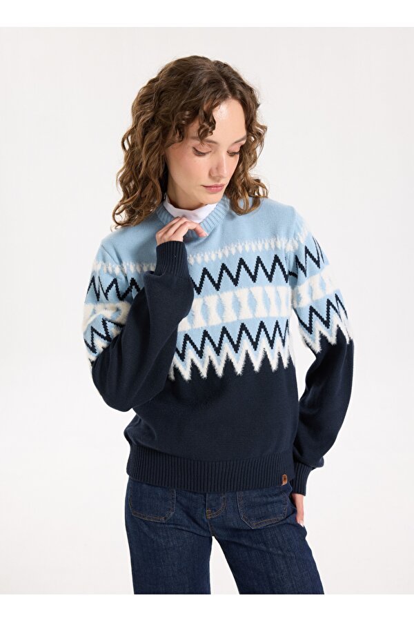 Bisiklet Yaka Relaxed Jakarlı Ekru - Lacivert Kazak Kadın J5WL-KZK7050