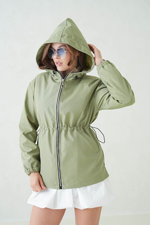 İçi Astarlı Su Geçirmez Kapüşonlu Fermuarlı Sık Dokuma Kadın Trençkot