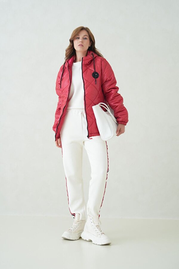 Su ve Rüzgar Geçirmez Jel Elyaflı Kapitone Cepli Spor Mont