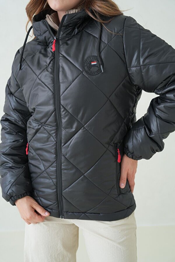 Su ve Rüzgar Geçirmez Jel Elyaflı Kapitone Cepli Spor Mont