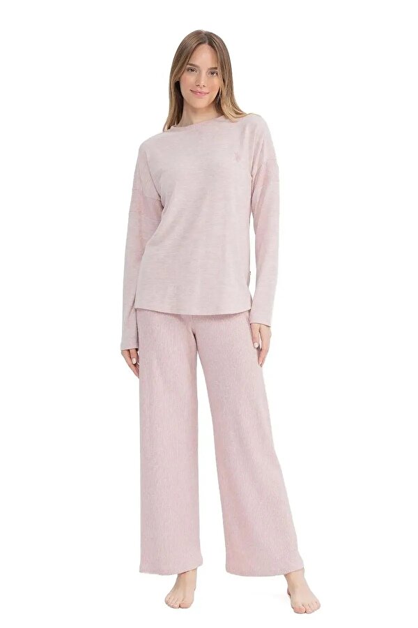 Kadın Yumoş Kumaş Yuvarlak Yaka Pijama Takımı