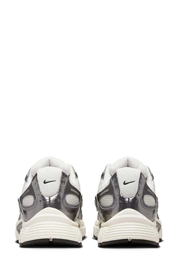 V5 RNR WHITE Man 001