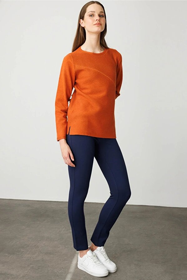 Sıfır Yaka Verev Taşlı Kadın Kazak 25246