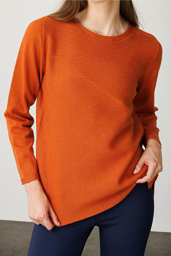 Sıfır Yaka Verev Taşlı Kadın Kazak 25246