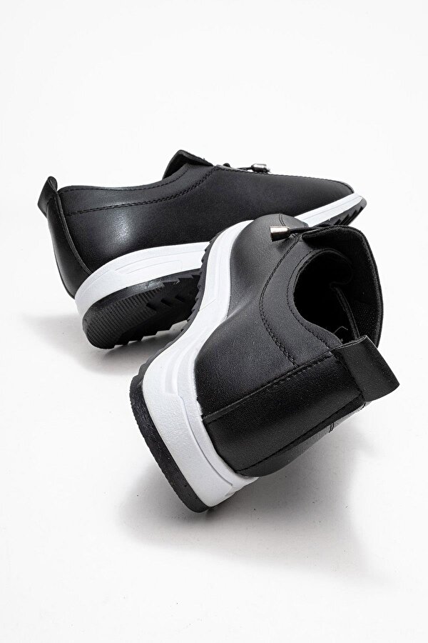 Yumuşak Tabanlı Kadın Ayakkabı SİYAH BEYAZ