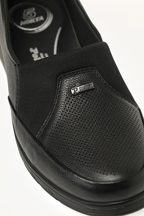 105718.Z6FX Siyah Kadın Düz Ayakkabı