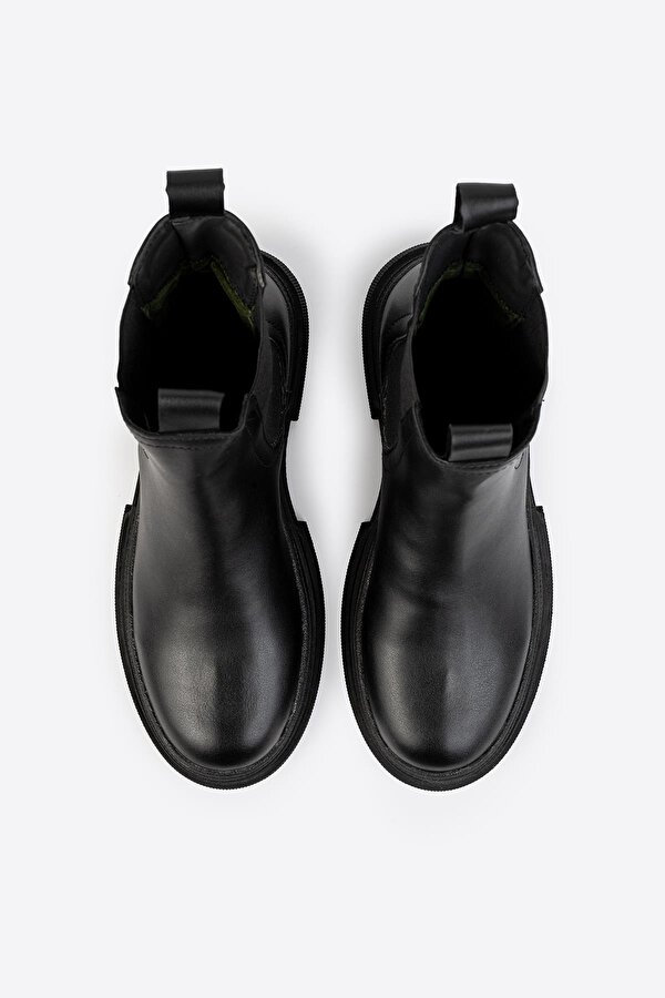 Black Star Kadın Chelsea Bot