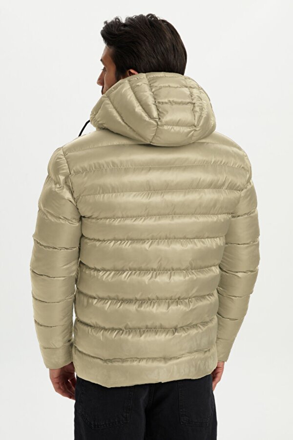 İçi Astarlı Su ve Rüzgar Geçirmez Cepli Kapüşonlu Erkek Mont