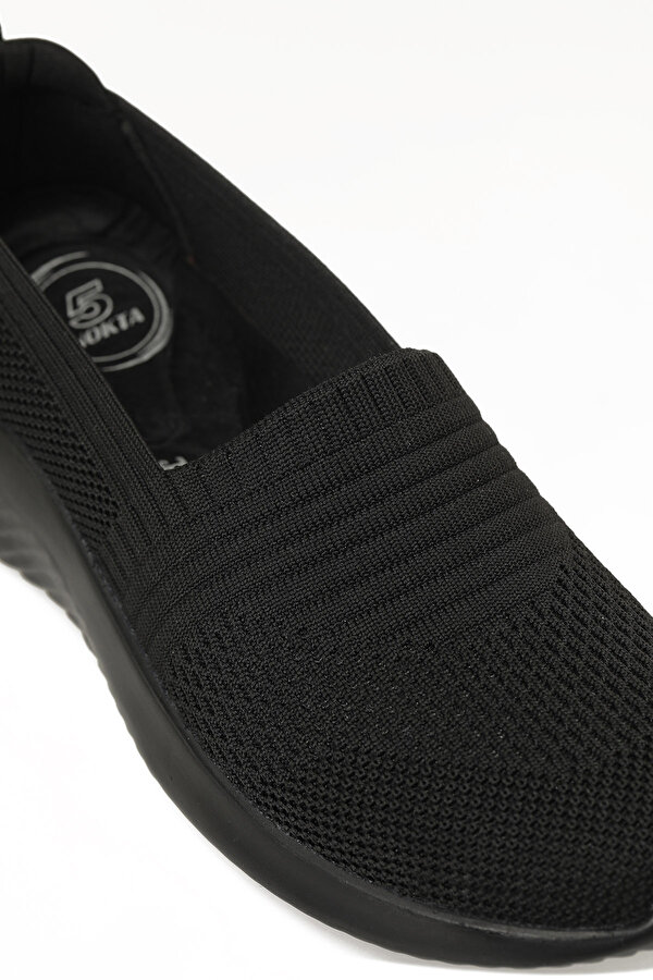 105699.Z6FX Siyah Kadın Comfort Ayakkabı